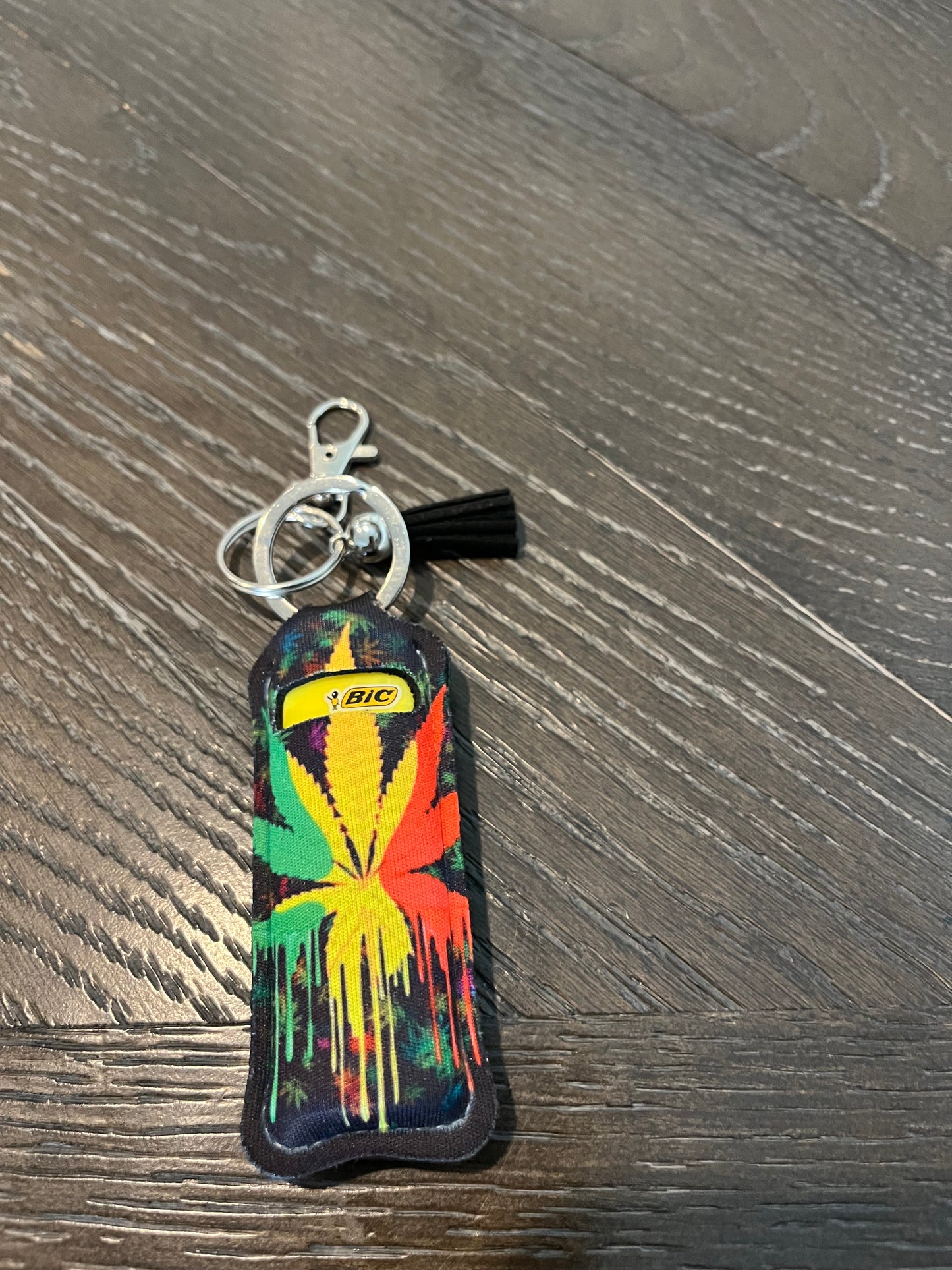 "The Smoking Buddy" Reggae Pot Leaf Design -perfect for Vapes or lighters- #TheSmokingBuddy